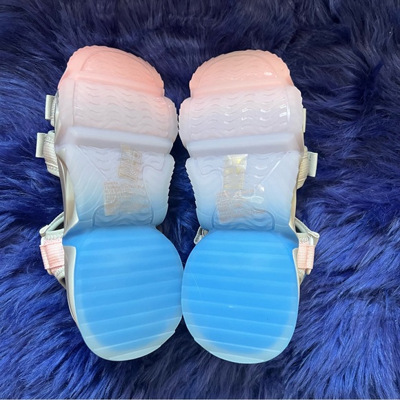 New! STEVE MADDEN Chakra Chunky Platform Sandals - Picture 13 of 15